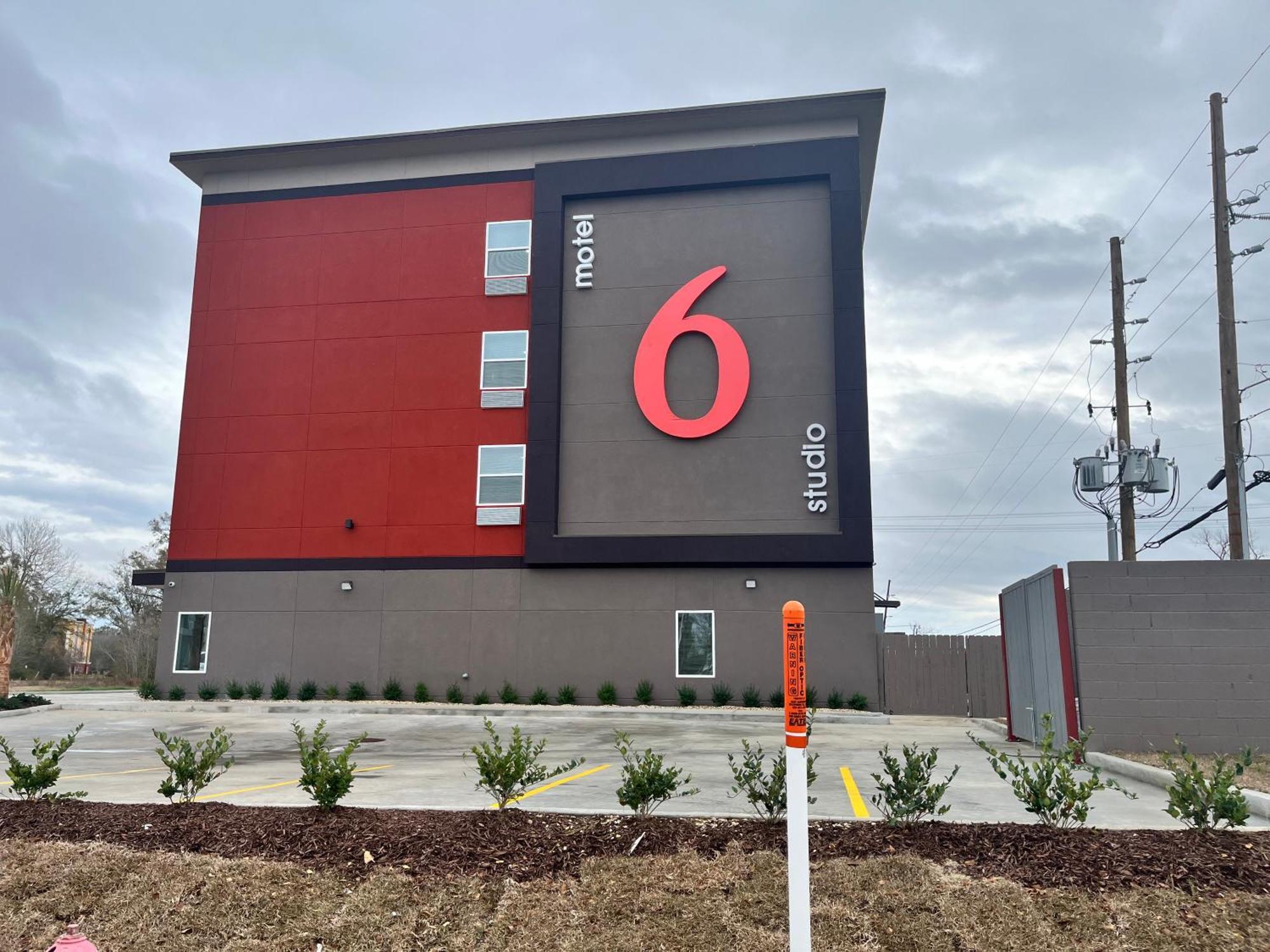 Motel 6 Gonzales, La Baton Rouge Geismar Prairieville I 10 Экстерьер фото